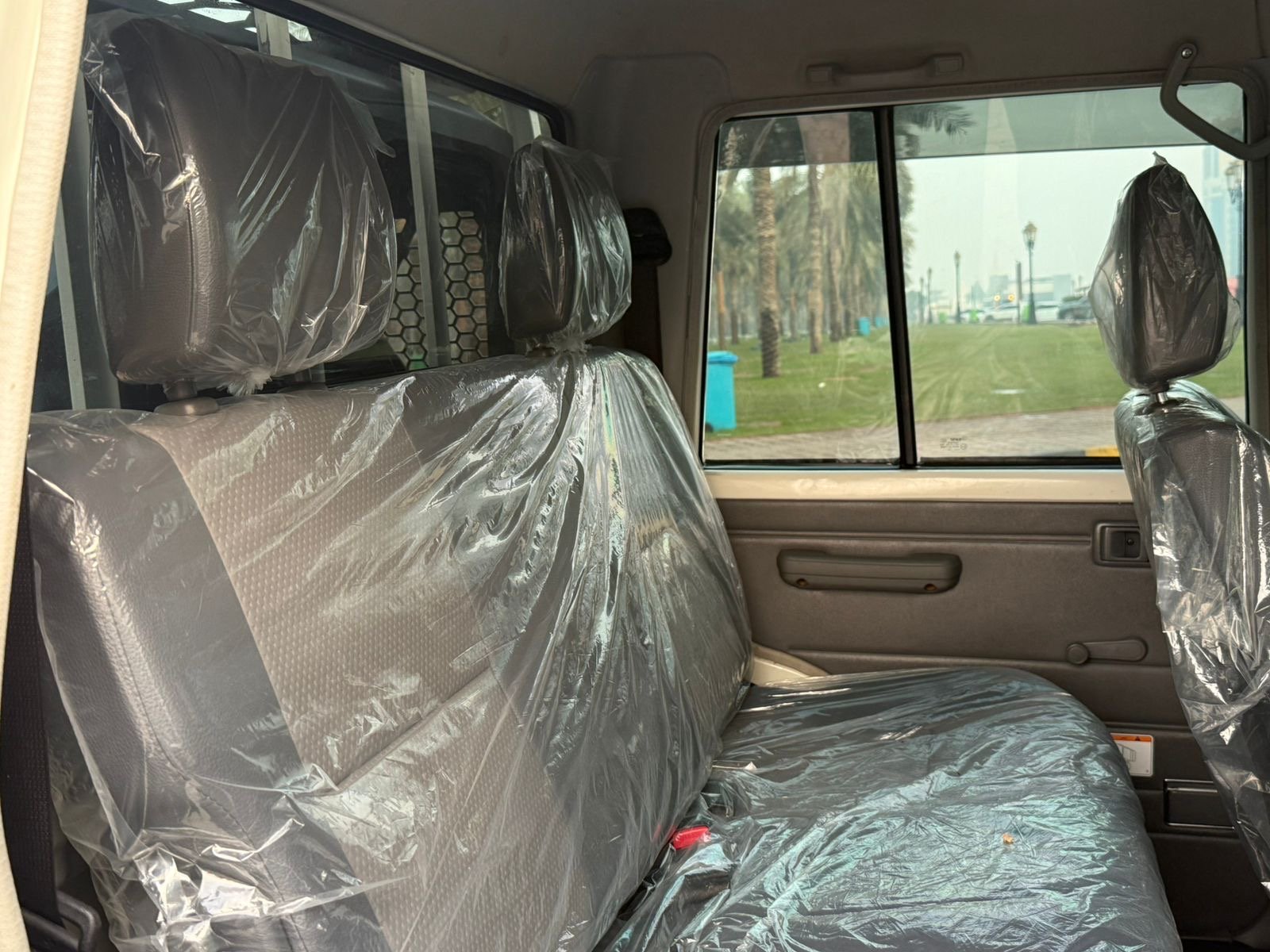Land Cruiser HardTop 2017 Double Cabin image